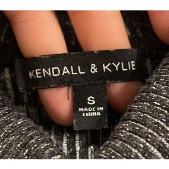 KENDALL & KYLIE Gray Black Cowl Neck Sweater Tank - Picture 2 of 3